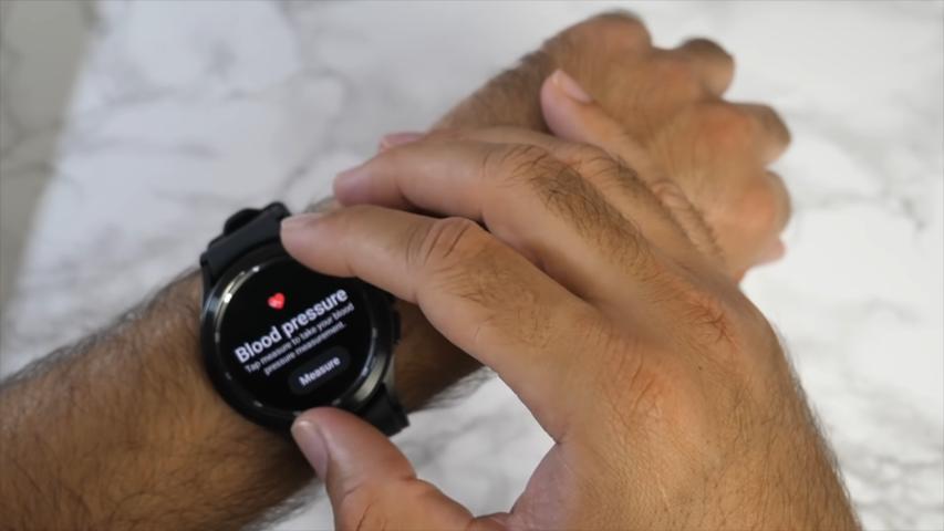 Recensione Samsung Galaxy Watch 4: buon hardware con wear os 3 | Opinioni | Pareri | Prezzo
