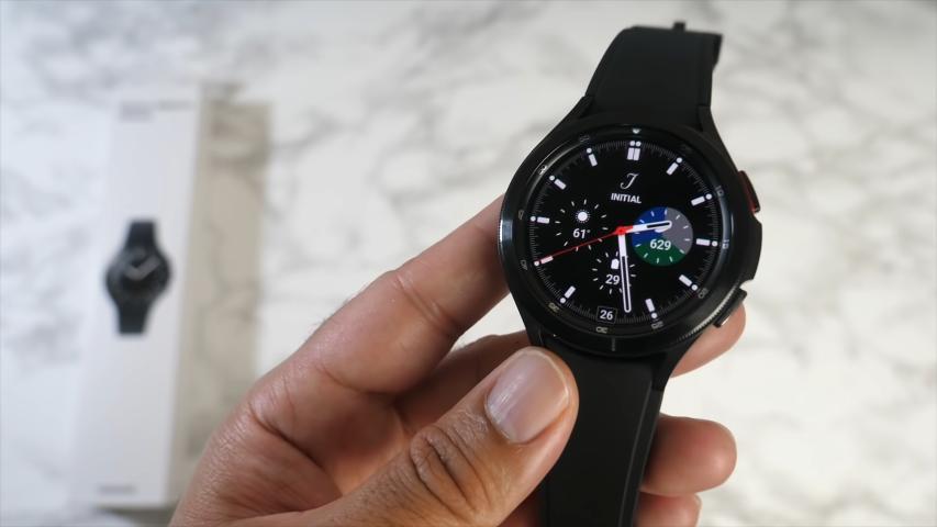 Recensione Samsung Galaxy Watch 4: buon hardware con wear os 3 | Opinioni | Pareri | Prezzo